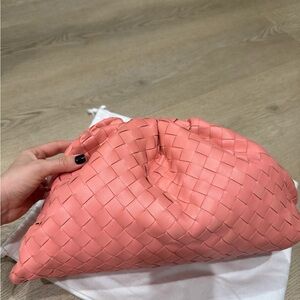 Brand new Bottega Veneta Nappa Intrecciato Teen pouch in peach